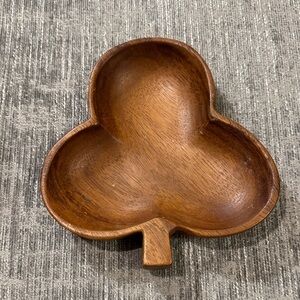 Wooden Three Leaf Clover-Shaped Bowl/Tray